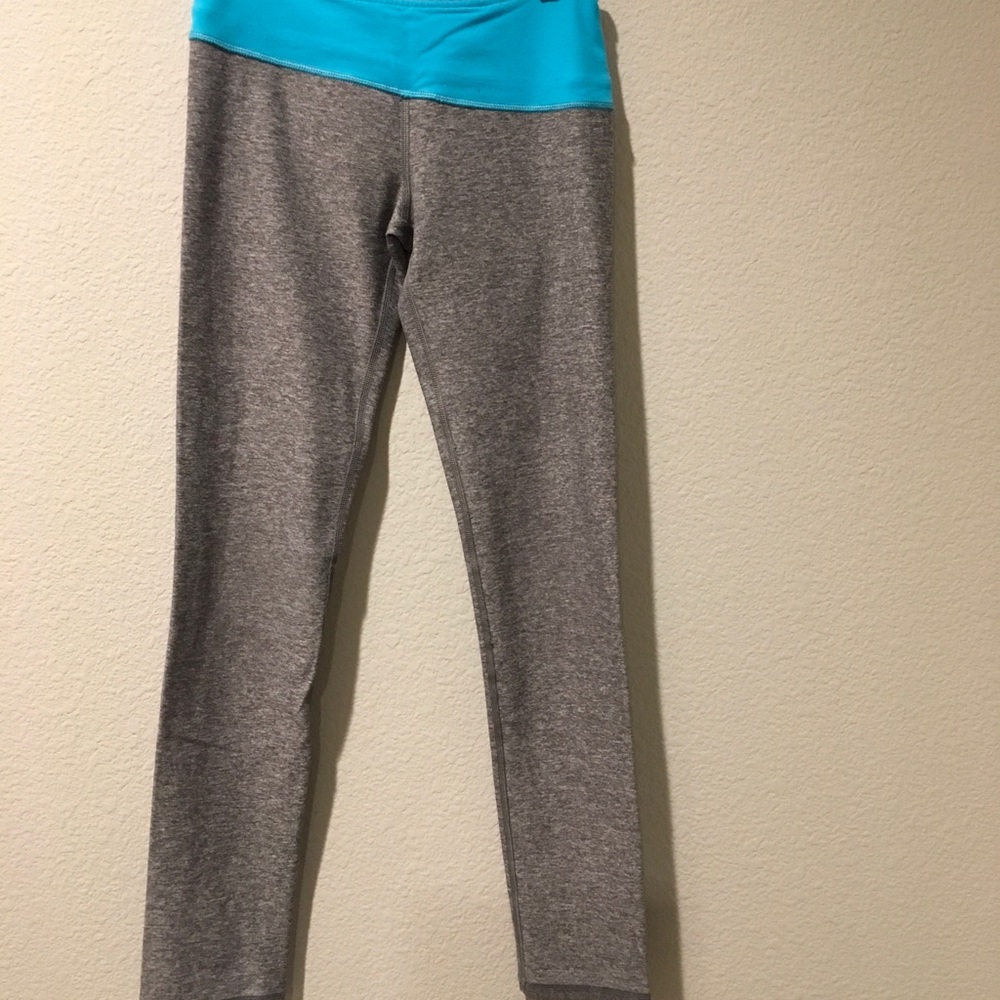 Ivivva girls size12 grey fulllength pant/ legging
